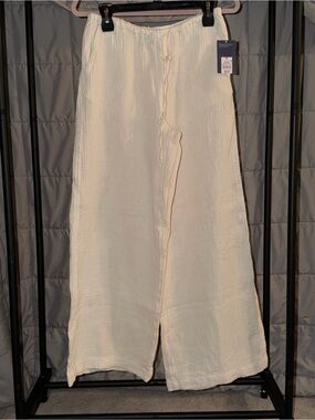 Universal Thread Cream Textured Wide-Leg Pants